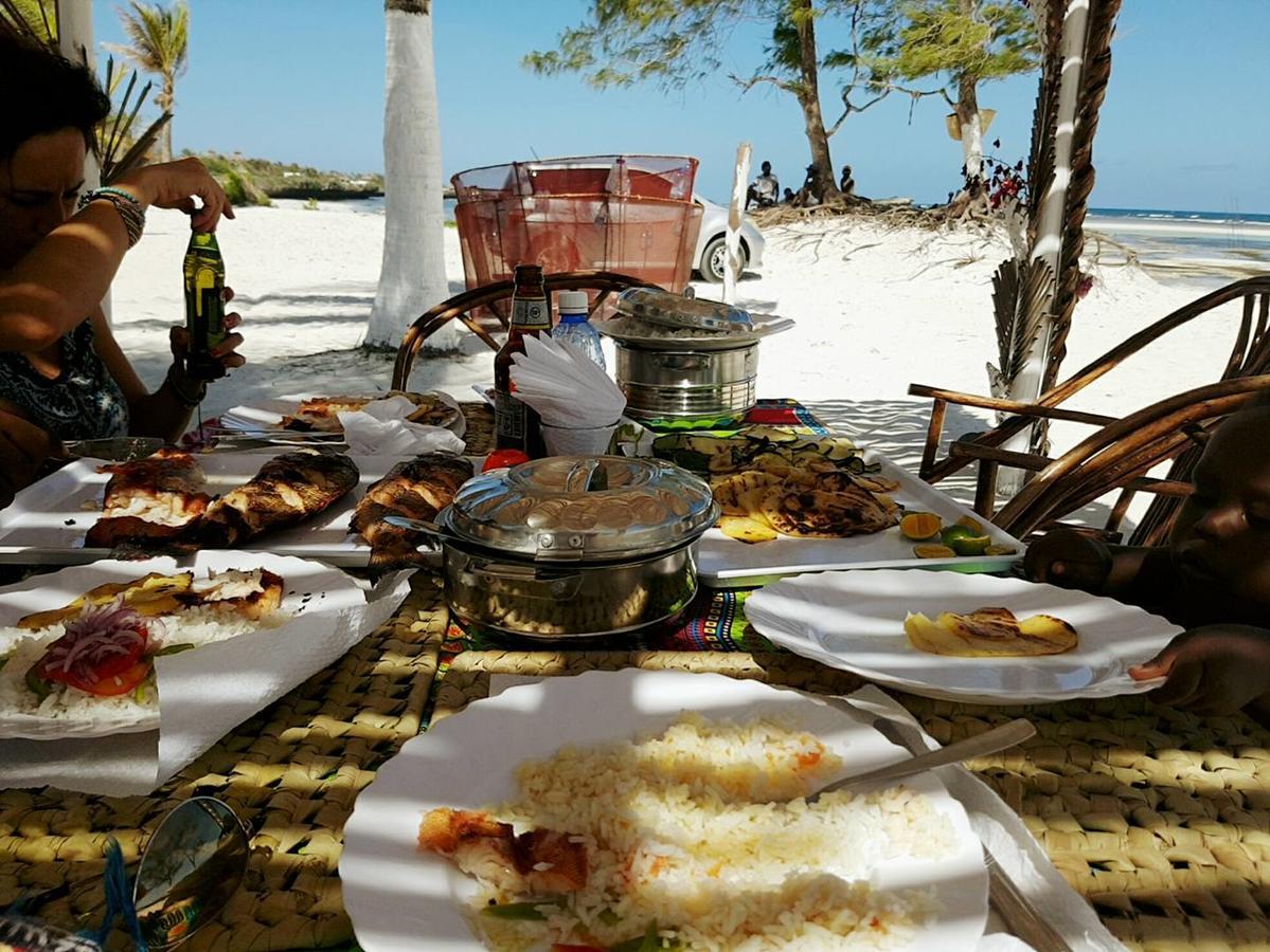 Nyumba Ya Afrika Bed & Breakfast Watamu Exterior foto