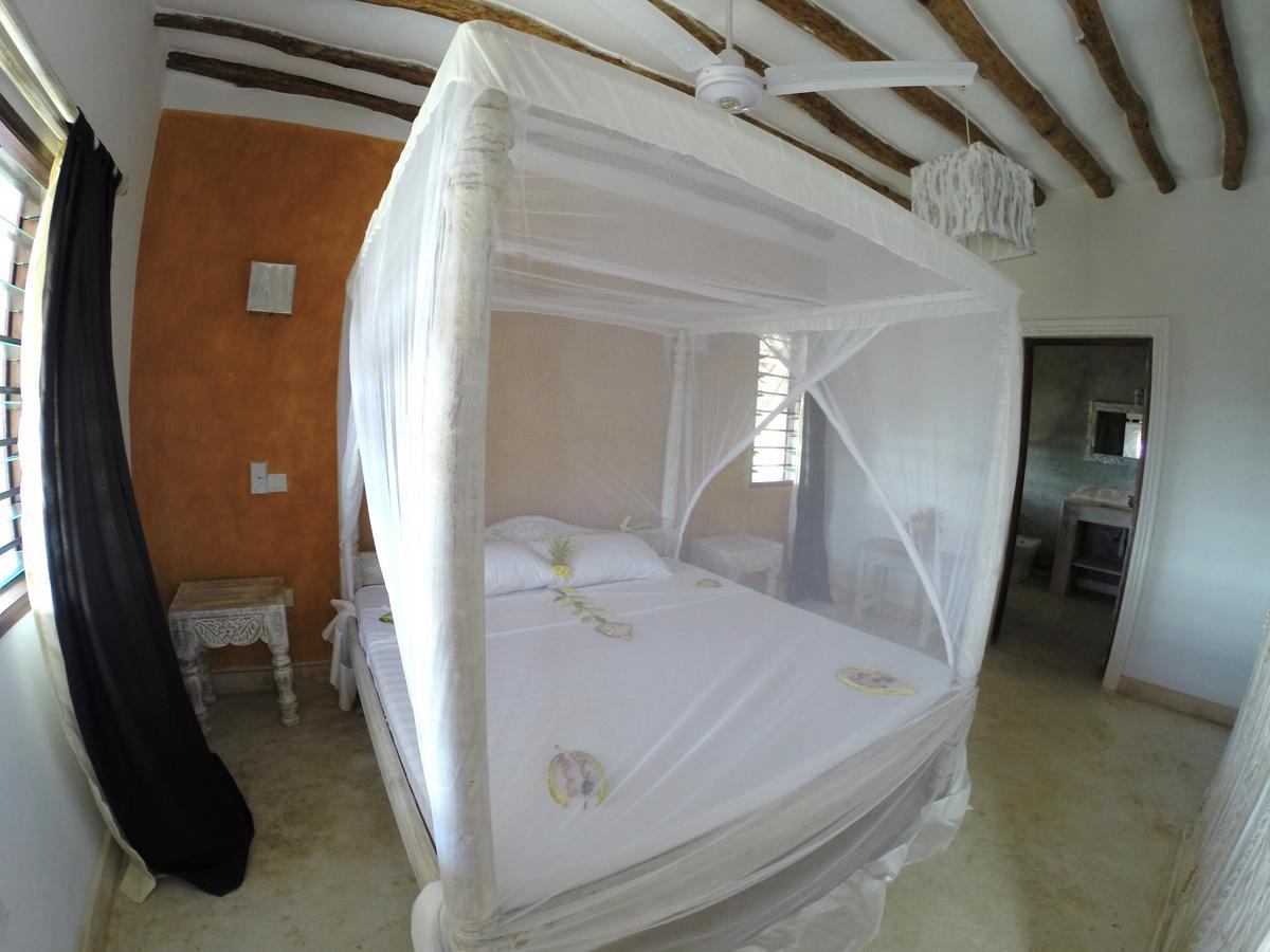 Nyumba Ya Afrika Bed & Breakfast Watamu Exterior foto