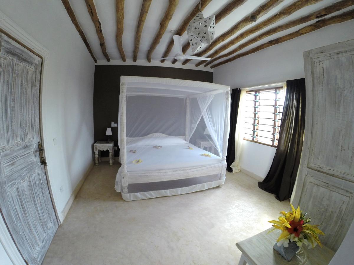 Nyumba Ya Afrika Bed & Breakfast Watamu Exterior foto