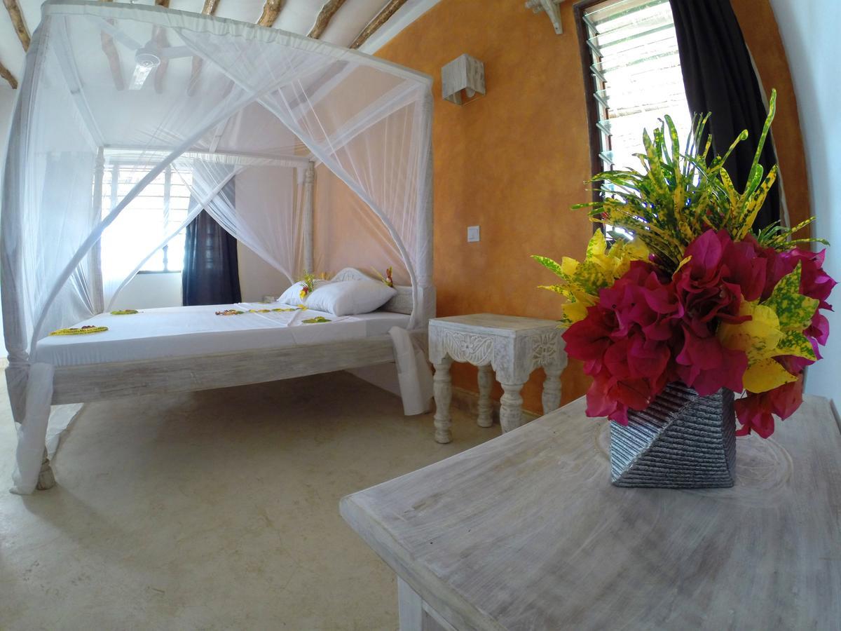 Nyumba Ya Afrika Bed & Breakfast Watamu Exterior foto
