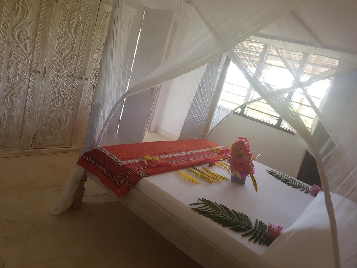 Nyumba Ya Afrika Bed & Breakfast Watamu Exterior foto
